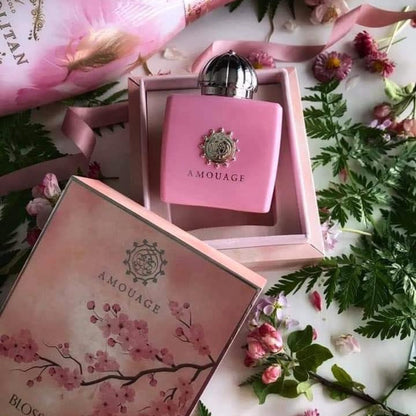 Amouage Blossom Love Apa de parfum pentru femei 100 ml